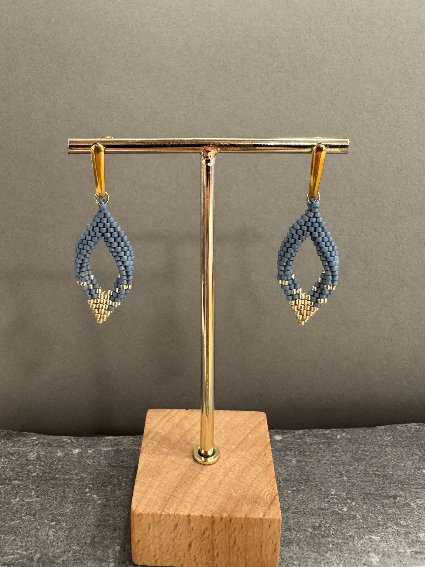 Pendientes Hoja Mediano