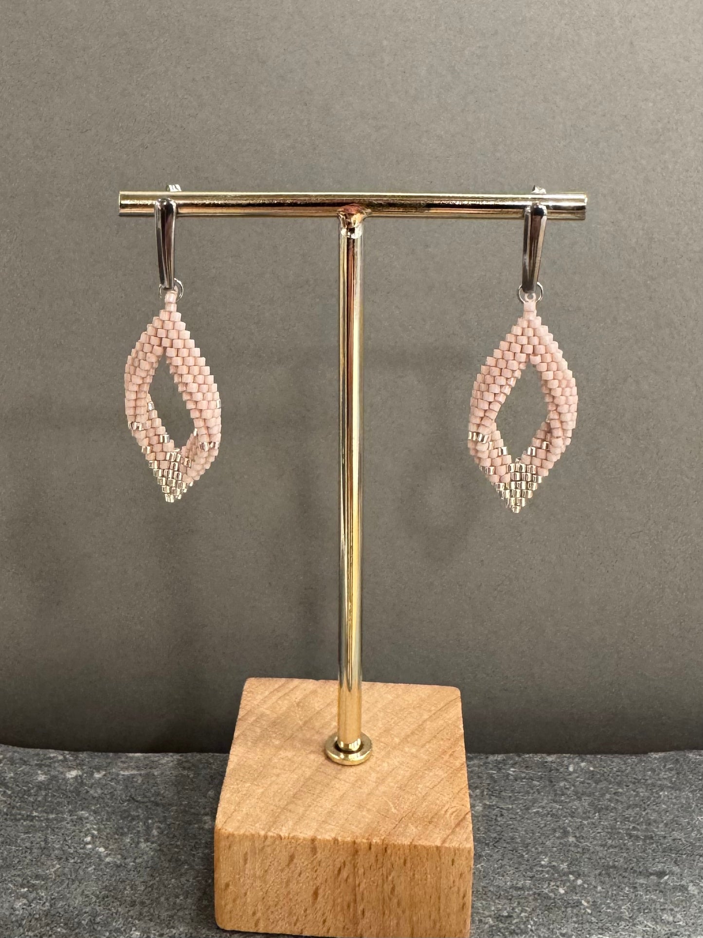 Pendientes Hoja Mediano